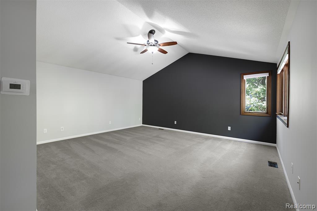 8830 Voigt Avenue, Grosse Ile, MI 48138 — Photo 25