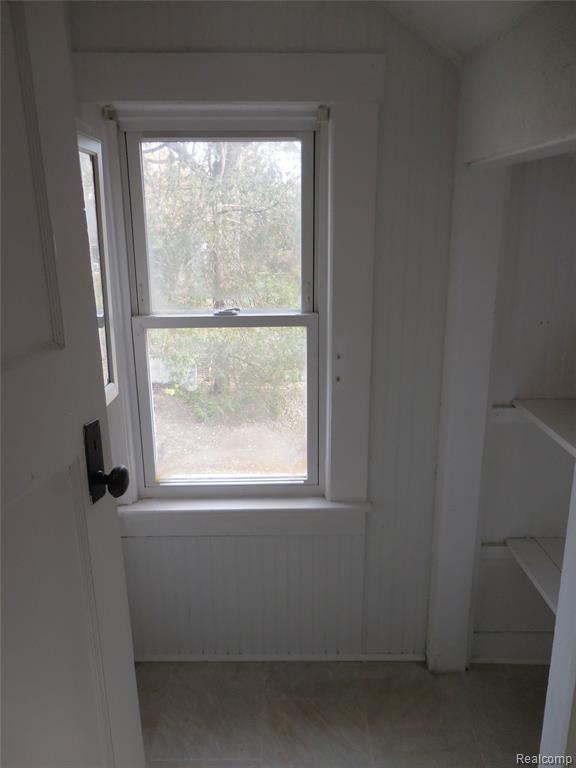 515 Skinner, Highland, MI — Photo 12