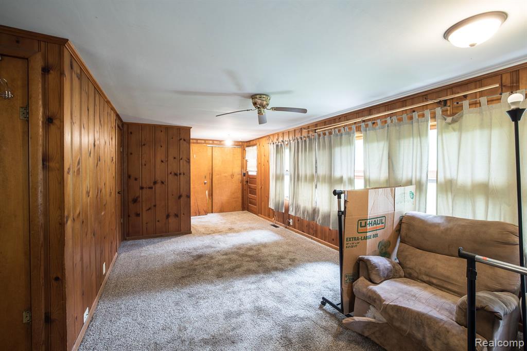 610 S CLINTON Street, Stockbridge, MI 49285 — Photo 14
