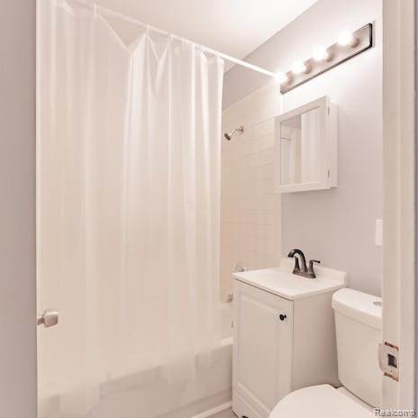 18557 Kenosha Street, Harper Woods, MI 48225 — Photo 18