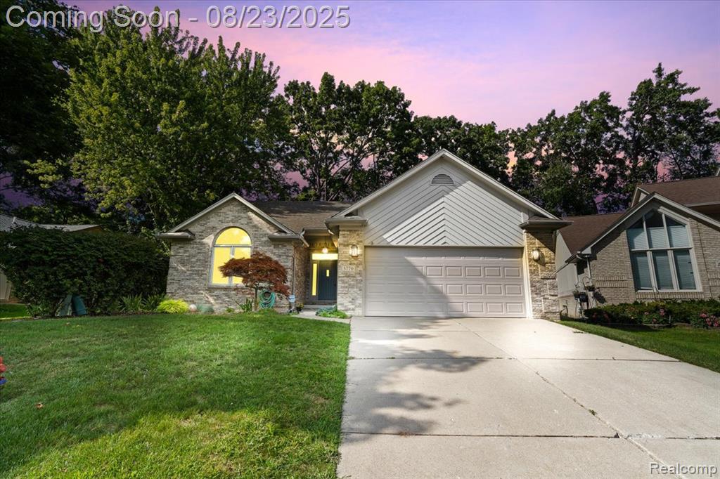 5770 Point Of The Woods Drive, West Bloomfield, MI 48324 — Photo 34