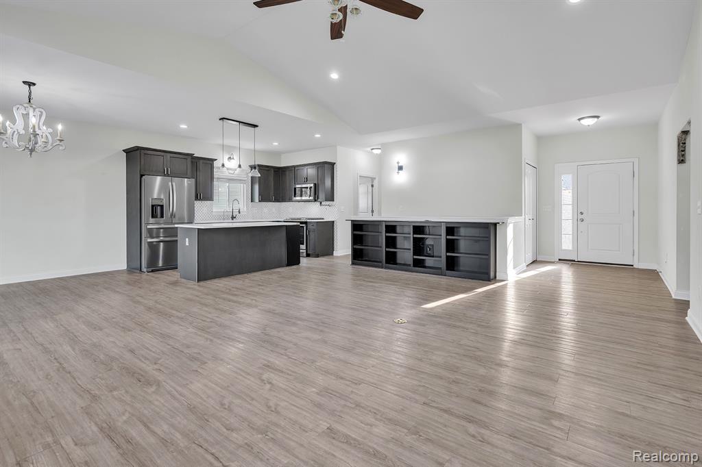 8185 Hidden Cove Court, Grand Blanc, MI 48439 — Photo 16