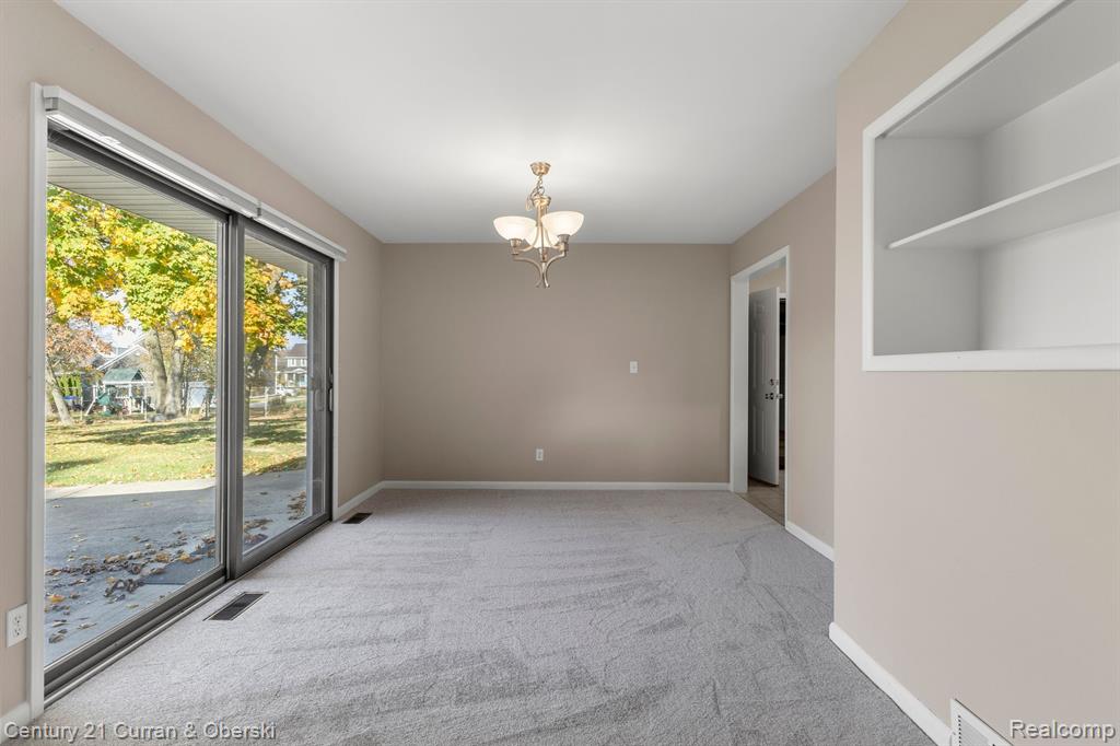446 LINDEN Court, Saline, MI 48176 — Photo 11