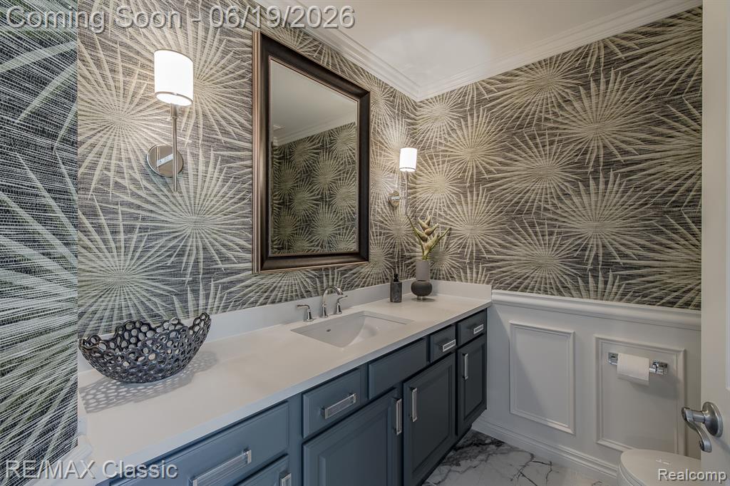 980 Sunset Drive, Waterford, MI 48328 — Photo 40
