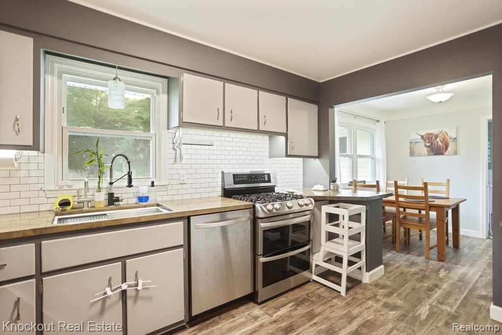 3321 S Airport Road, Bridgeport, MI 48722 — Photo 14