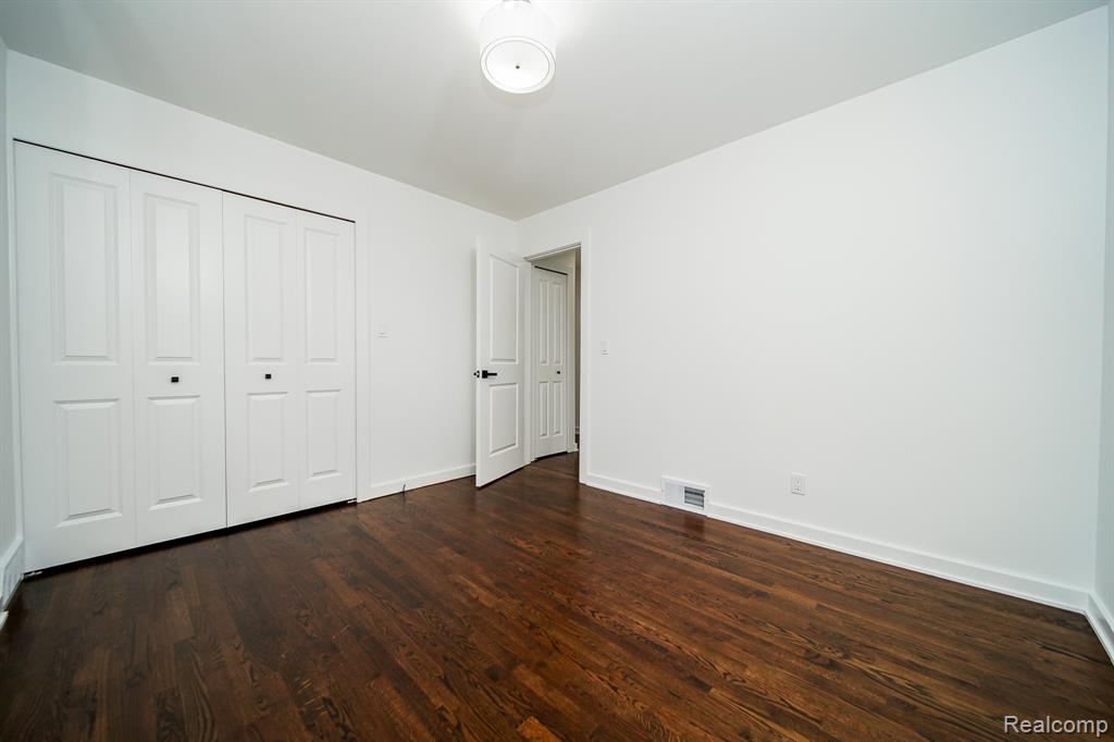 7382 Irongate Road, Canton, MI 48187 — Photo 43