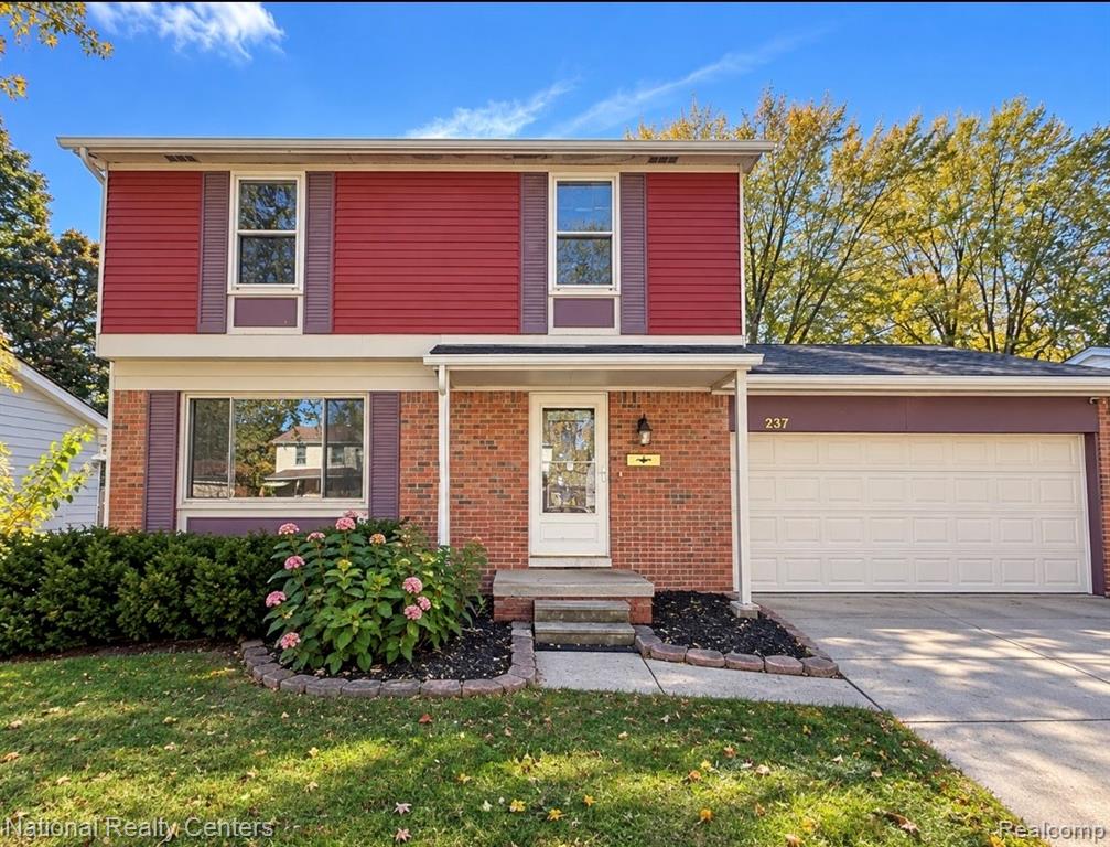 39237 Gloucester Street, Westland, MI 48186