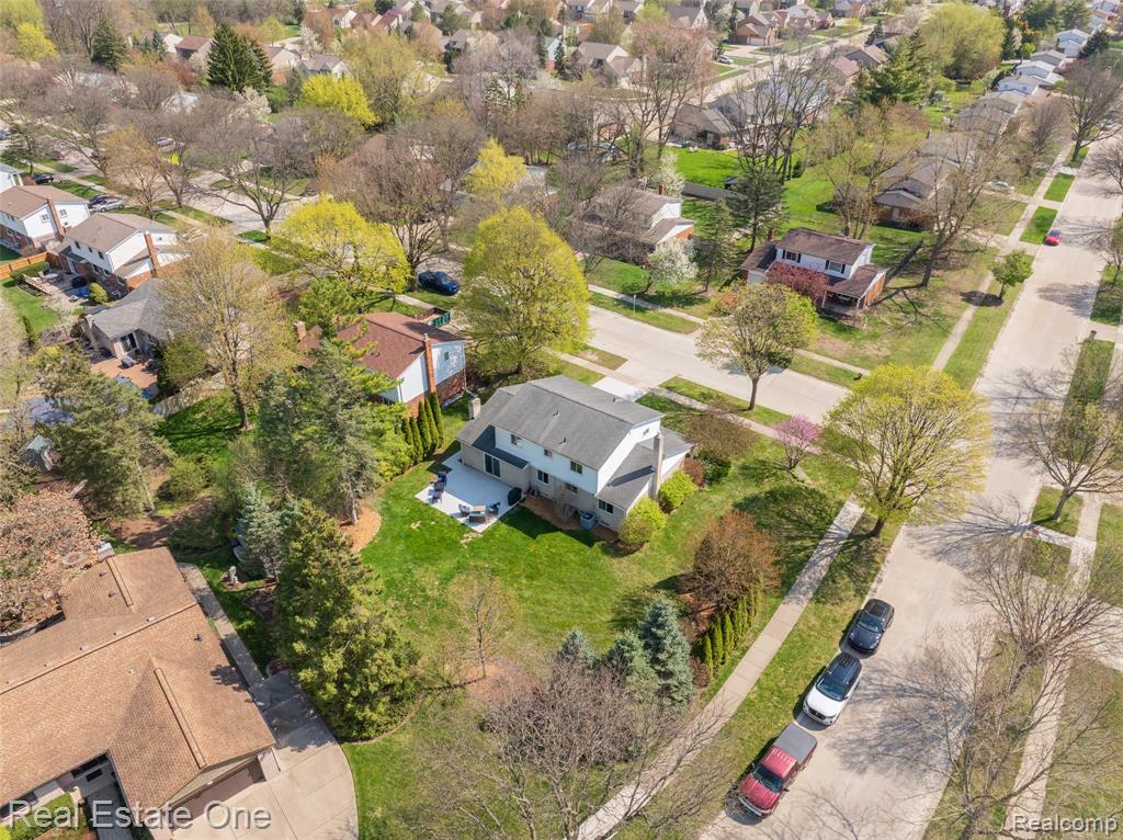 5345 Patterson Drive, Troy, MI 48085 — Photo 38