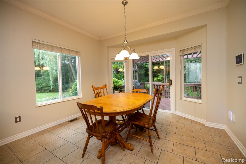 7185 Elderwood Circle, Clarkston, MI — Photo 10