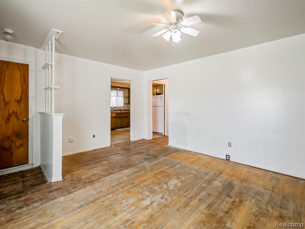 6558 Berwyn Street, Dearborn Heights, MI 48127 — Photo 4