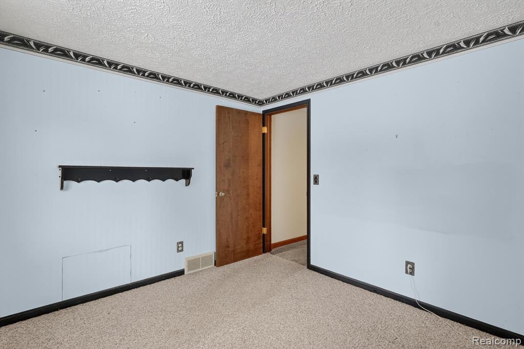 500 Granger Road, Ortonville, MI 48462 — Photo 27