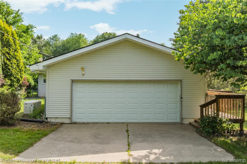 2344 Rochester Road, Leonard, MI 48367 — Photo 55