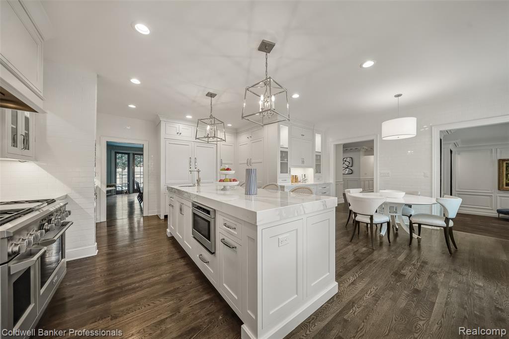 477 Dunston Road, Bloomfield Hills, MI 48304 — Photo 23