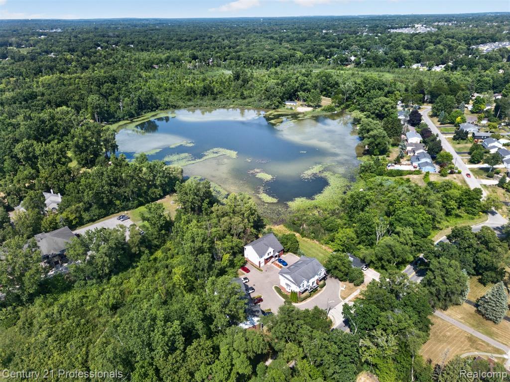 2042 Decker Road, Walled Lake, MI 48390 — Photo 45