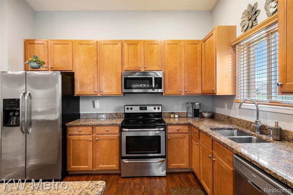 5506 Still Meadow Lane, Grand Blanc, MI 48439 — Photo 7