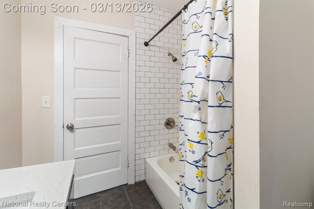 2544 ATKINSON Street, Detroit, MI 48206 — Photo 20