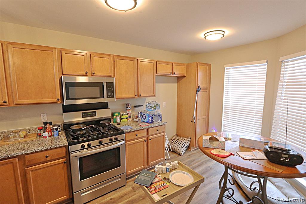 42759 Leon Drive, 155, Belleville, MI 48111 — Photo 11