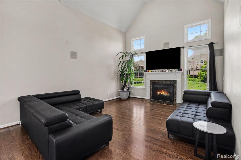 50371 LANGLEY Drive, Novi, MI — Photo 8
