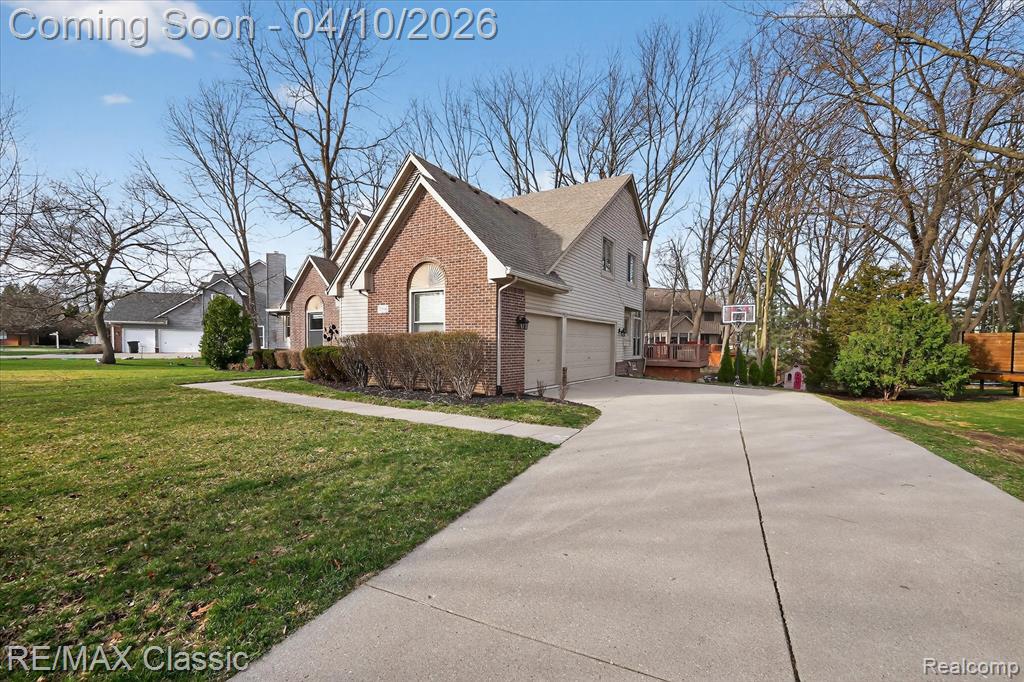 7394 Water Oaks, West Bloomfield, MI 48324 — Photo 2