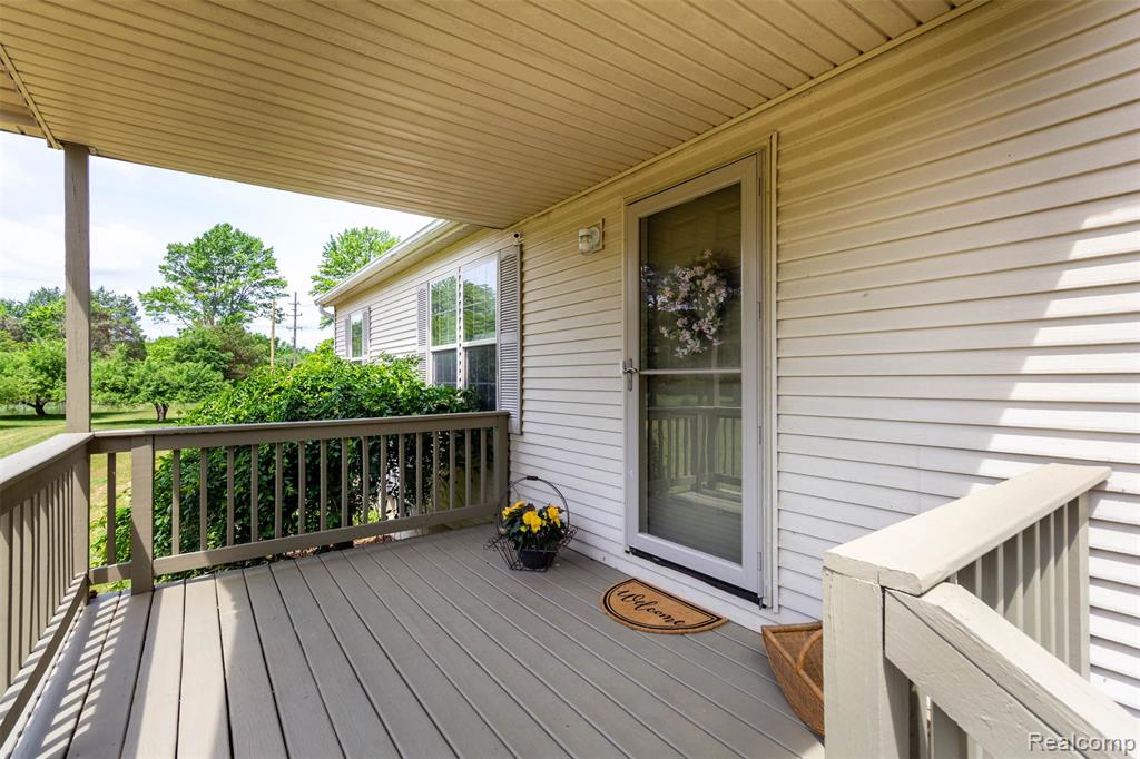 6137 East Street, North Branch, MI 48461 — Photo 6