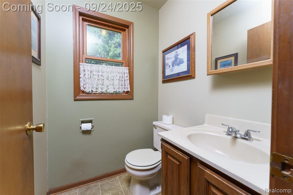 9511 W Allen Road, Fowlerville, MI 48836 — Photo 24