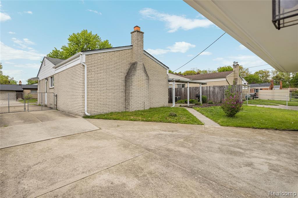 39619 Peters Drive, Canton, MI 48187 — Photo 43
