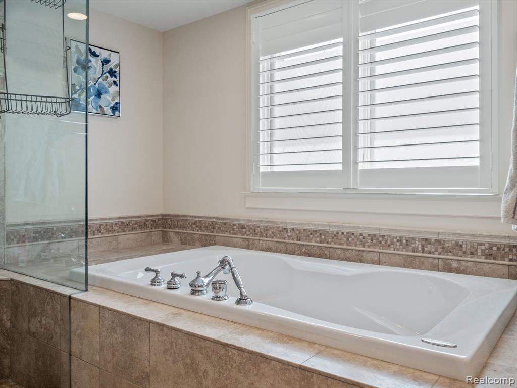 731 S BATES Street, Birmingham, MI 48009 — Photo 25
