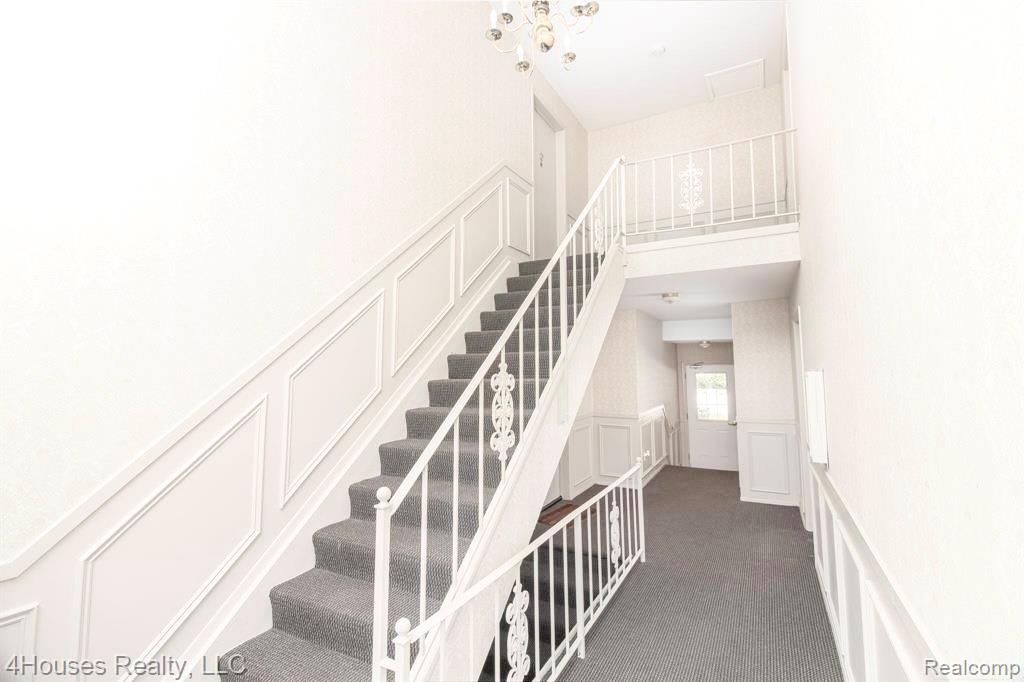 737 E Fox Hills Drive, 180, Bloomfield Hills, MI 48304 — Photo 20