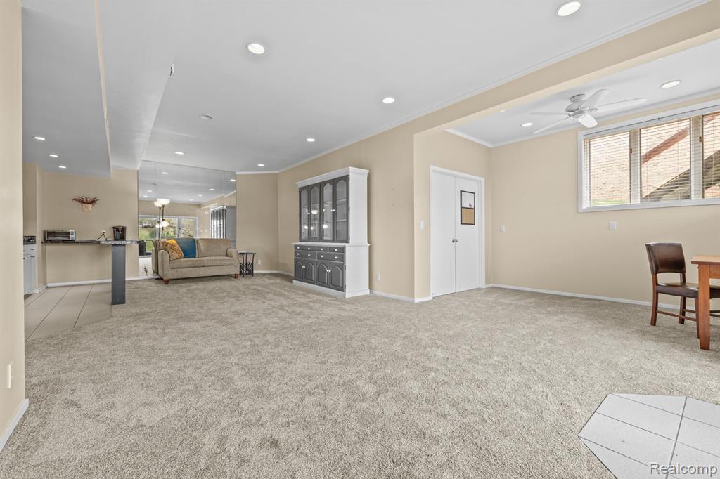 10785 Oxbow Lakeshore Drive, White Lake, MI — Photo 36