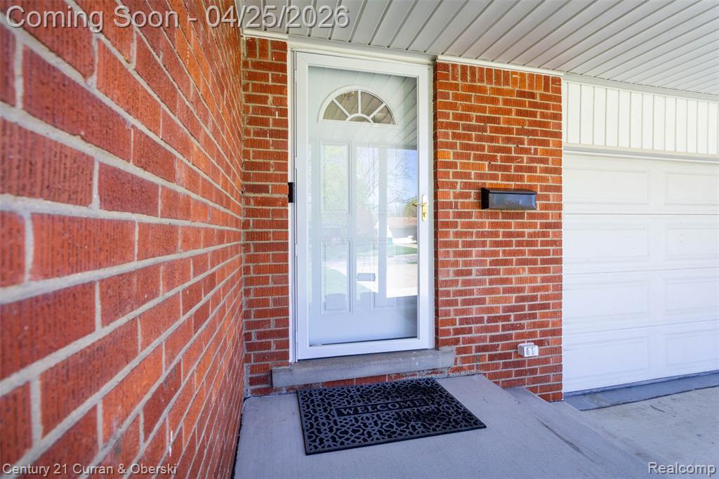 22803 Manning Street, Farmington, MI 48336 — Photo 4