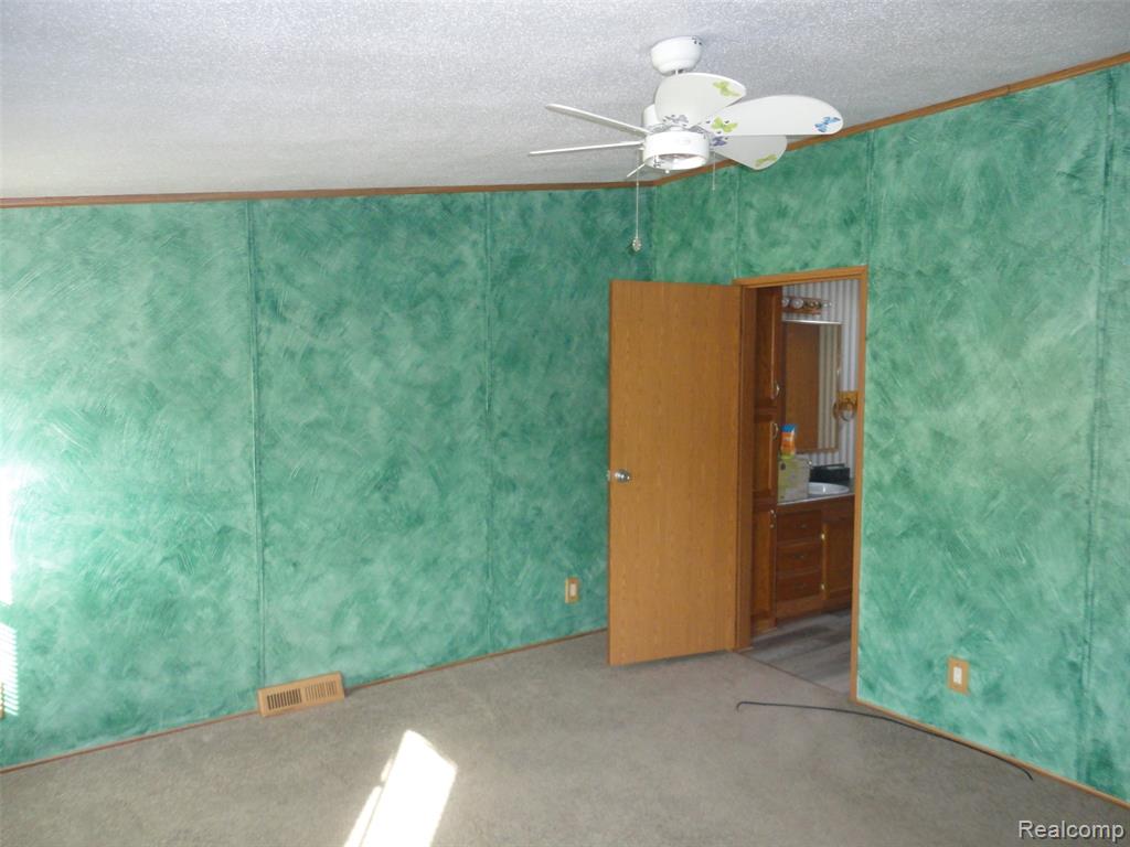 3862 Ryans Ridge, Monroe, MI 48161 — Photo 11