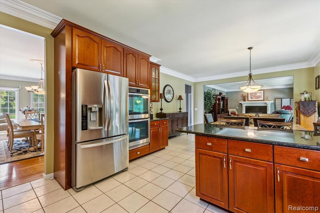 50821 Otter Creek Drive, Shelby Twp, MI 48317 — Photo 9
