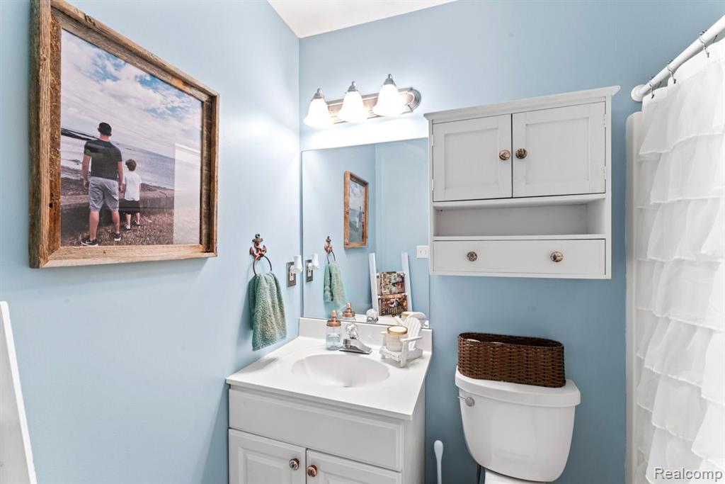 5189 CYPRESS Circle, Grand Blanc, MI 48439 — Photo 23
