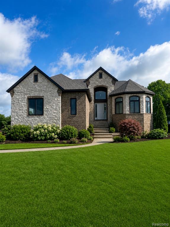 61367 BEACON HILL Drive, Washington, MI
