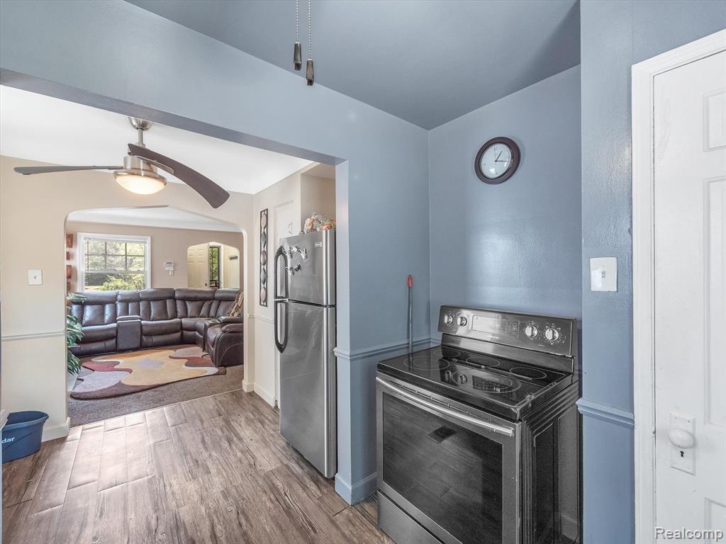 5306 MARSEILLES Street, Detroit, MI 48224 — Photo 14