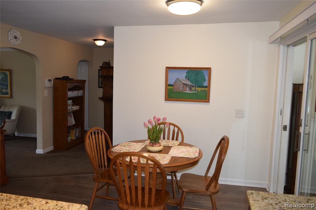 7448 Miller Road, Swartz Creek, MI 48473 — Photo 12