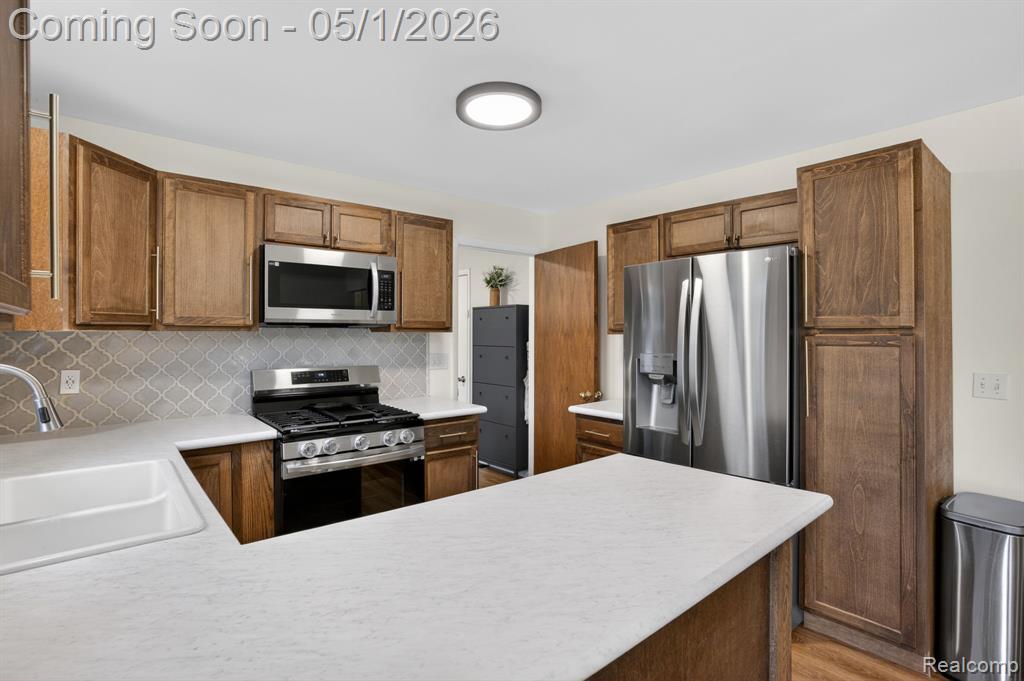 301 Lindenwood Drive, Linden, MI 48451 — Photo 21