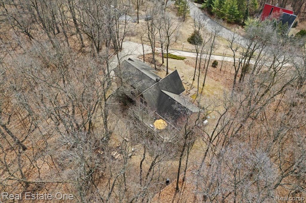 5595 NAVAJO Trail, Pinckney, MI 48169 — Photo 54
