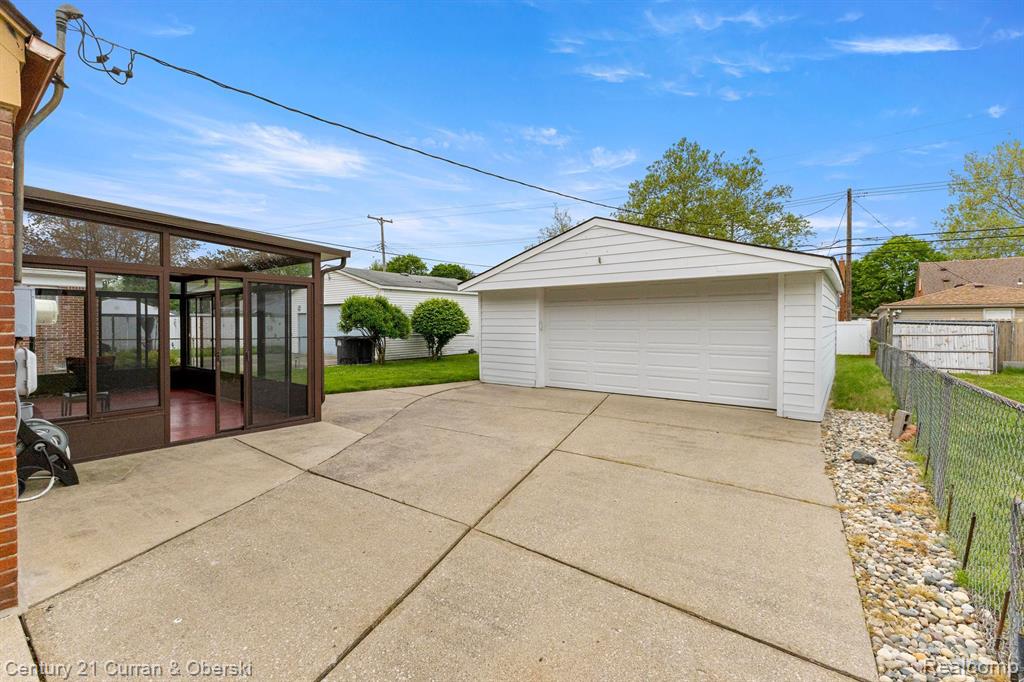 7850 MERRICK Street, Taylor, MI 48180 — Photo 33
