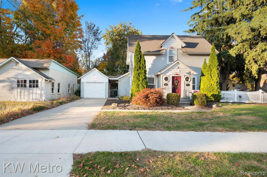 735 E HURON Street, Milford, MI 48381 — Photo 49