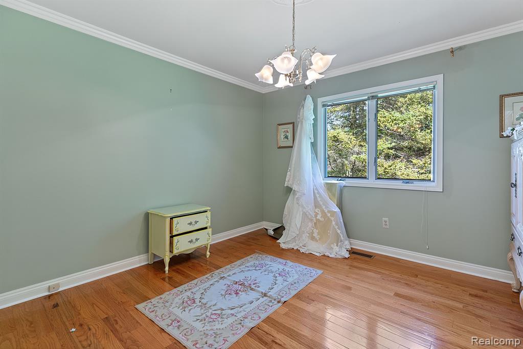 40608 MELODY Court, Clinton Twp, MI 48038 — Photo 17