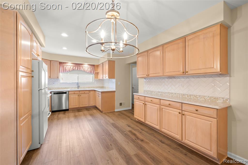 5091 Blair Drive, Troy, MI 48085 — Photo 9