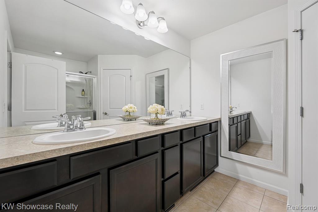 2163 Palmetto, Commerce Twp, MI 48382 — Photo 21