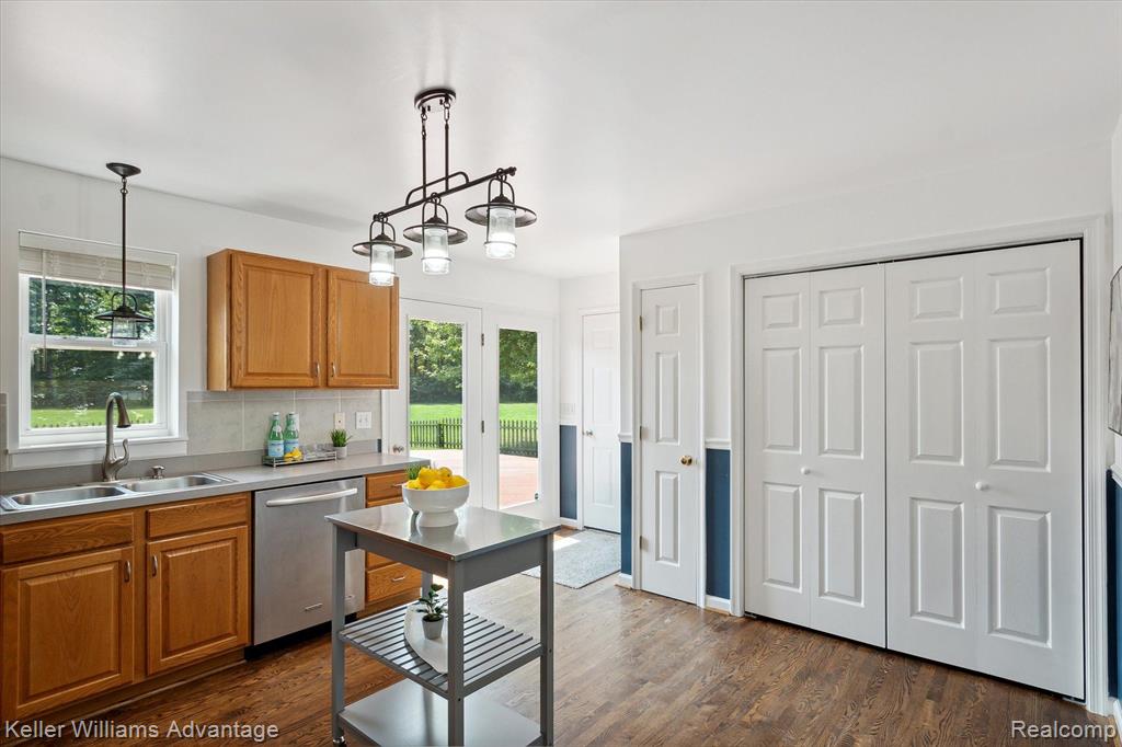 5655 MUNGER Road, Ypsilanti, MI 48197 — Photo 15