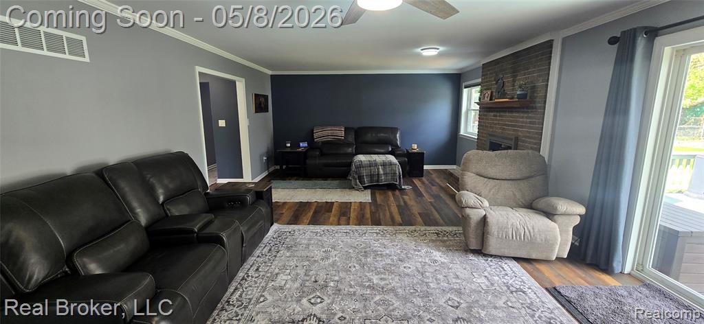 6948 Chirrewa Street, Westland, MI — Photo 9