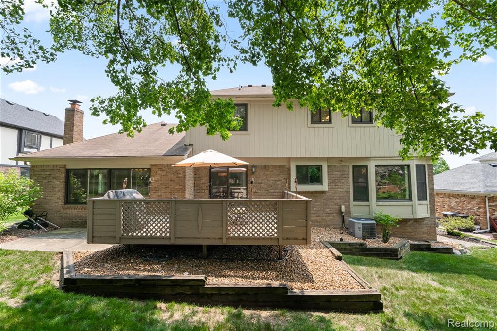 42266 Waterfall Road, Northville, MI 48168 — Photo 35