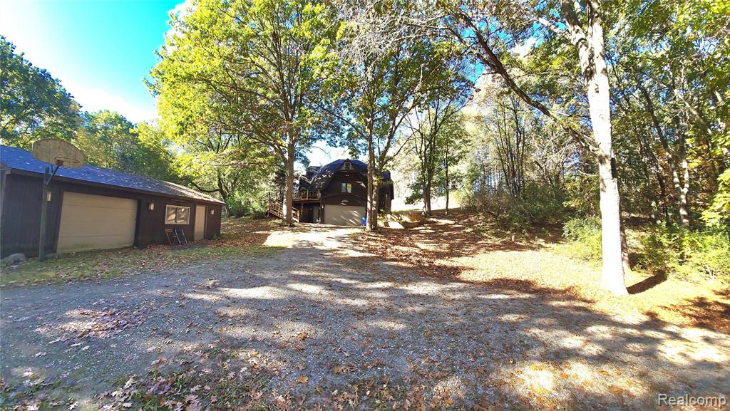 1045 Bald Eagle Lake Road, Ortonville, MI 48462 — Photo 11
