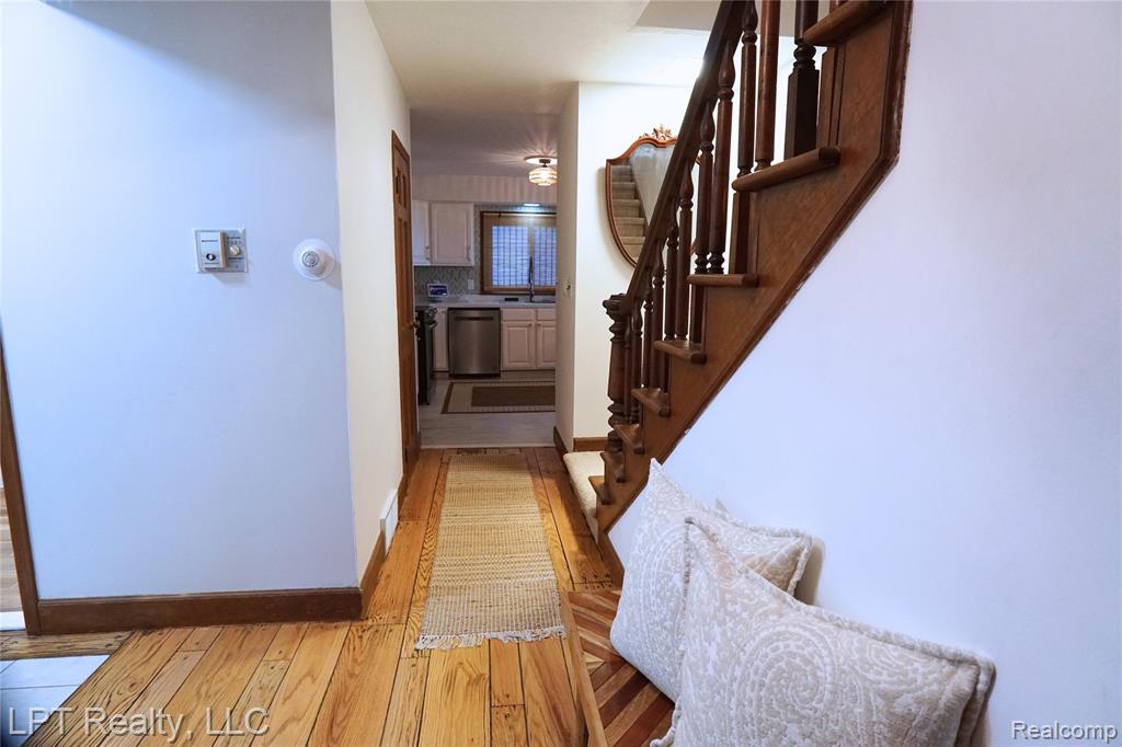 6210 Sterling Drive, Newport, MI 48166 — Photo 16