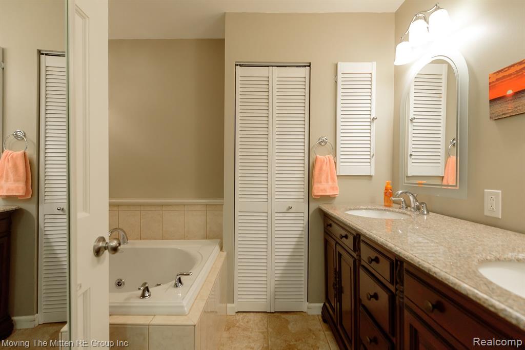 44119 HARMONY Lane, Van Buren, MI 48111 — Photo 36