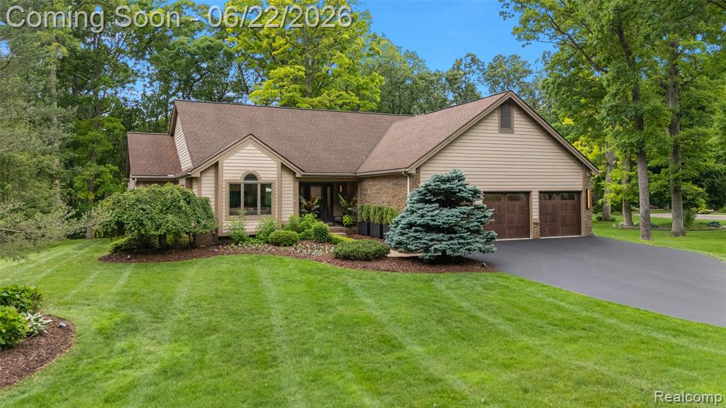 5083 Timber Cove Circle, Clarkston, MI